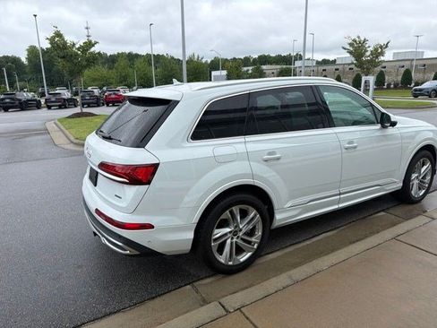 Used 2022 Audi Q7 3.0T Premium Plus w/ Premium Plus Package AWD/4WD image 14