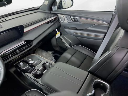 New 2026 Buick Enclave Avenir w/ Super Cruise Package image 21