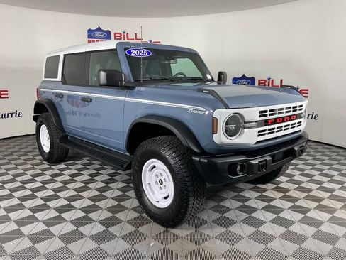 Used 2025 Ford Bronco Heritage Edition AWD/4WD image 1