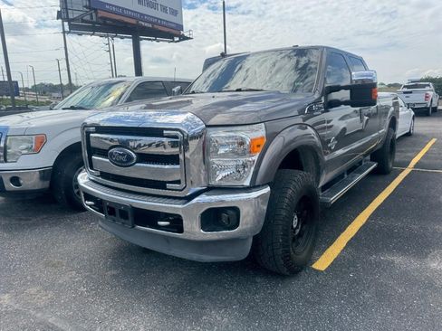 Used 2014 Ford F250 XLT w/ XLT Premium Package AWD/4WD image 10