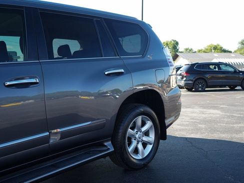 Used 2019 Lexus GX 460 w/ Navigation Package AWD/4WD image 24