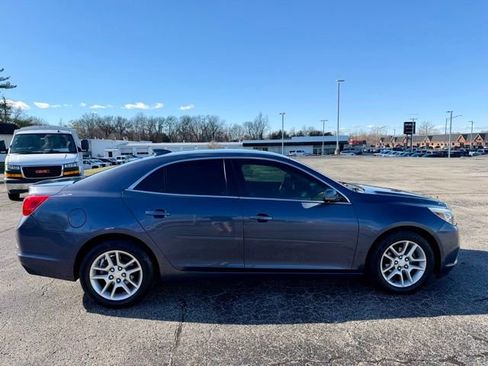 Used 2015 Chevrolet Malibu LT w/ Power Convenience Package image 8