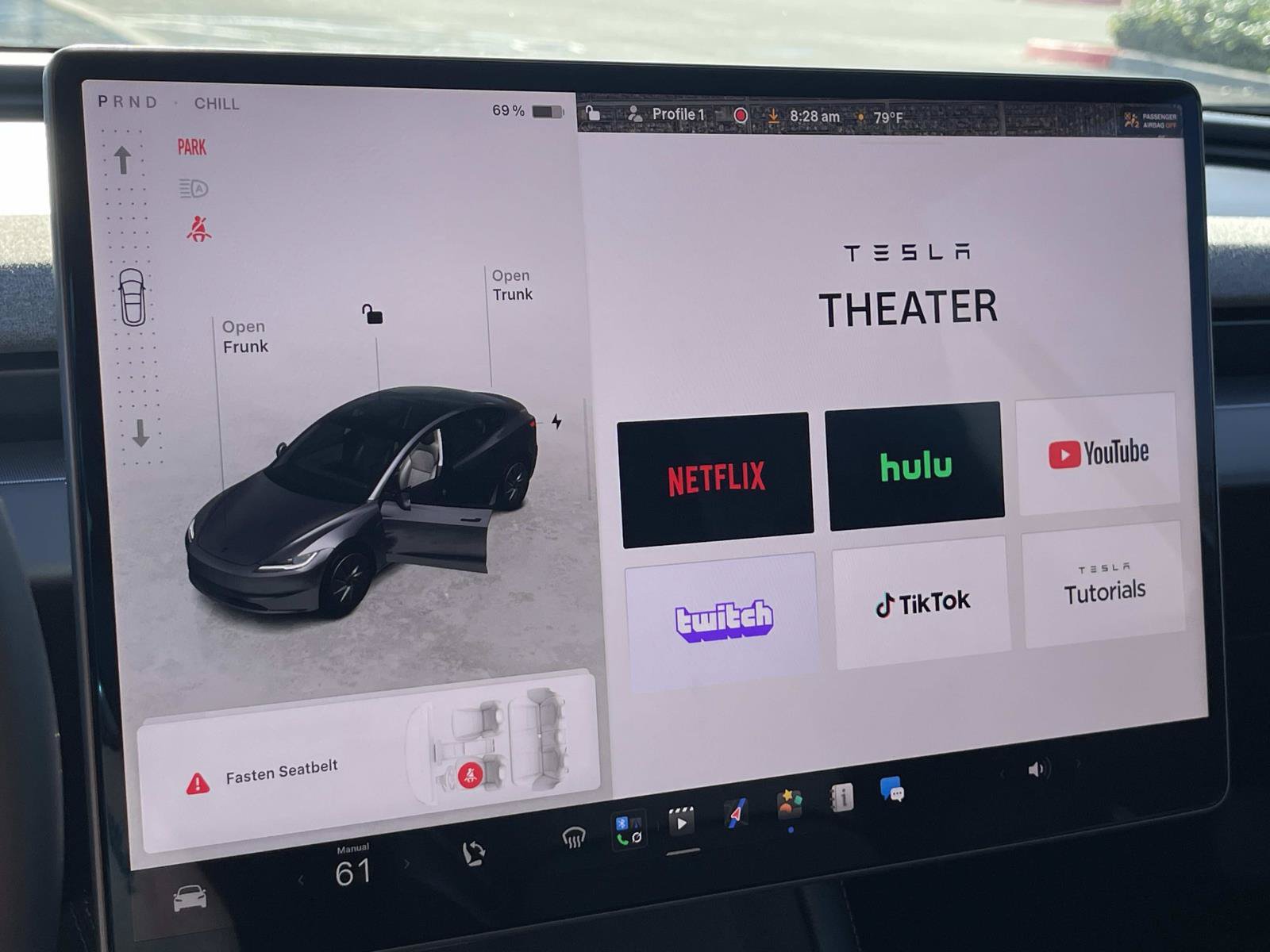 Used 2025 Tesla Model 3 Long Range RWD image 23