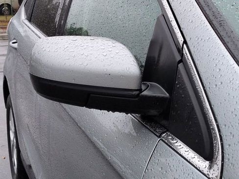 Certified 2023 Ford Edge SEL image 11