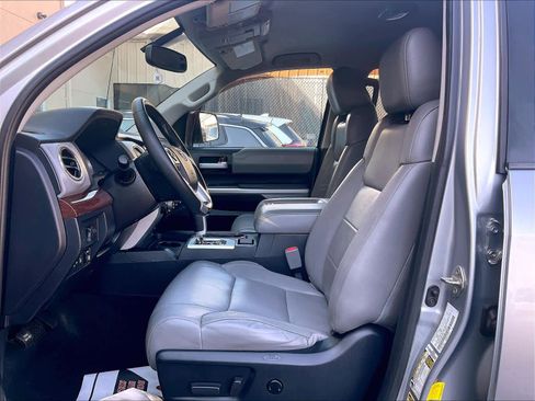 Used 2016 Toyota Tundra Limited w/ Limited Premium Package image 10