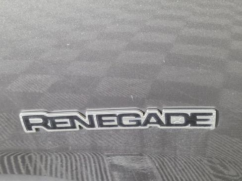 Used 2017 Jeep Renegade Limited FWD image 32