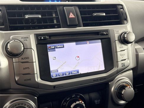 Used 2016 Toyota 4Runner SR5 Premium image 7