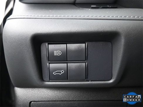 Used 2021 Toyota Highlander XSE image 14