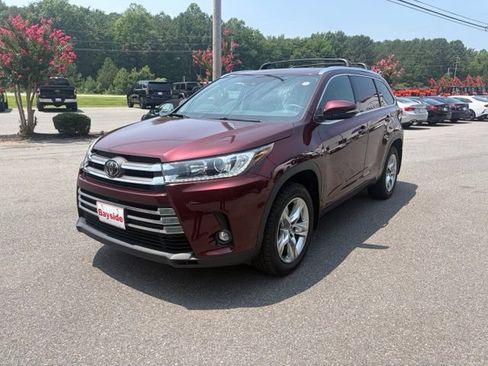 Used 2019 Toyota Highlander Limited AWD/4WD image 7
