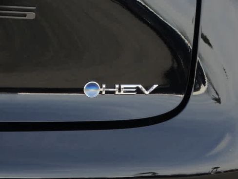 Used 2026 Toyota Prius LE image 11