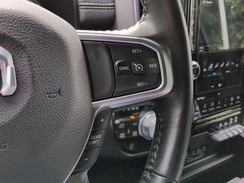 Used 2023 RAM 1500 Laramie AWD/4WD image 14