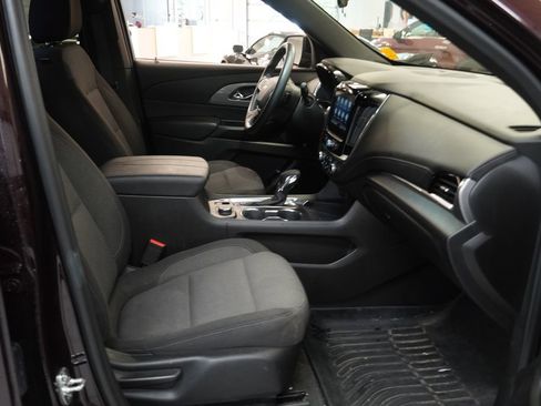 Used 2023 Chevrolet Traverse LT AWD/4WD image 25