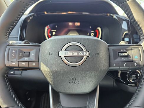 New 2026 Nissan Pathfinder SL AWD/4WD image 18
