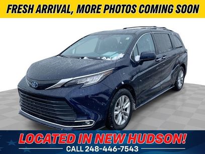 Used 2022 Toyota Sienna XLE w/ XLE Plus Package