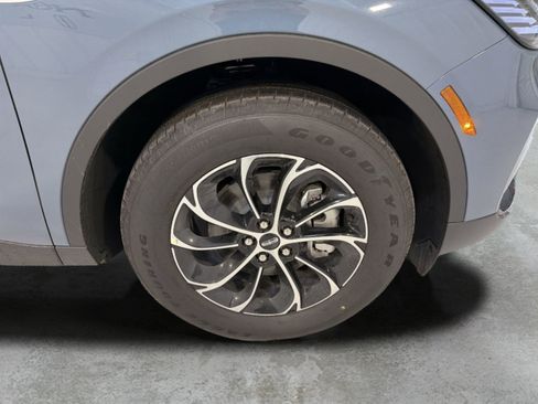 New 2026 Lincoln Nautilus Premier AWD/4WD image 29