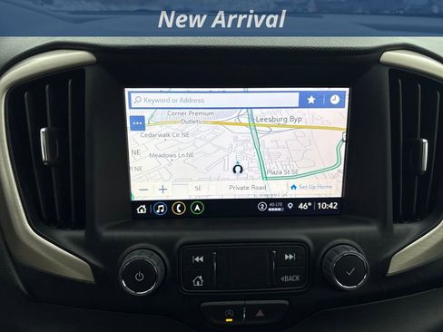 Used 2023 GMC Terrain Denali w/ Black Diamond Edition image 7