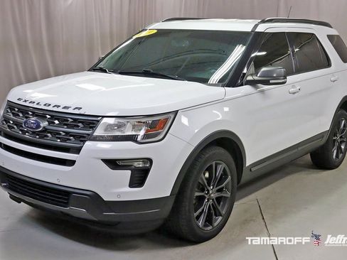 Used 2019 Ford Explorer XLT w/ Equipment Group 202A image 18