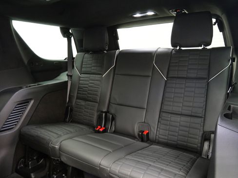 Used 2026 Cadillac Escalade V w/ LPO, ONYX Package AWD/4WD image 17
