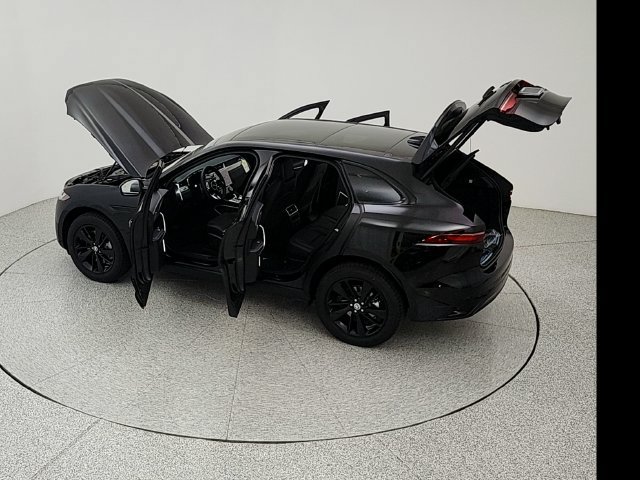 New 2026 Jaguar F-PACE R-Dynamic S AWD/4WD image 40