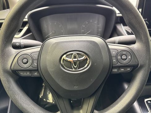 Used 2024 Toyota Corolla LE w/ LE Convenience Package FWD image 57