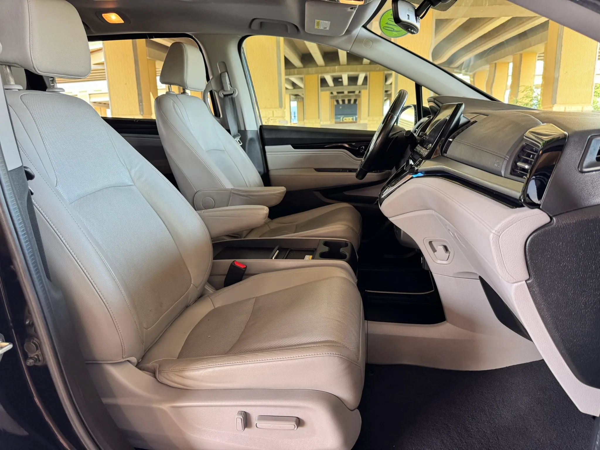 Used 2019 Honda Odyssey Elite image 27