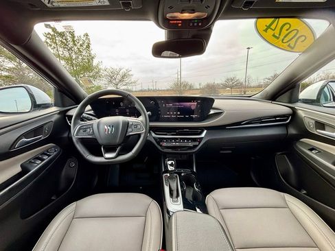 Used 2024 Buick Envista Avenir image 24