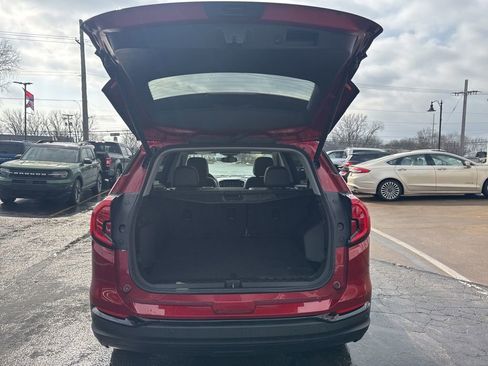 Used 2023 GMC Terrain SLT w/ Elevation Edition image 48