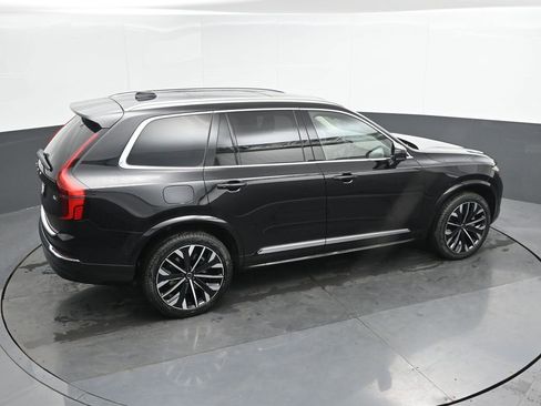 New 2026 Volvo XC90 B6 Plus w/ Protection Package Premier AWD/4WD image 33