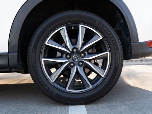 Used 2017 MAZDA CX-5 Grand Touring w/ Premium Package image 15