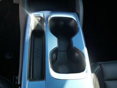 Used 2024 Chevrolet Equinox EV LT FWD image 18