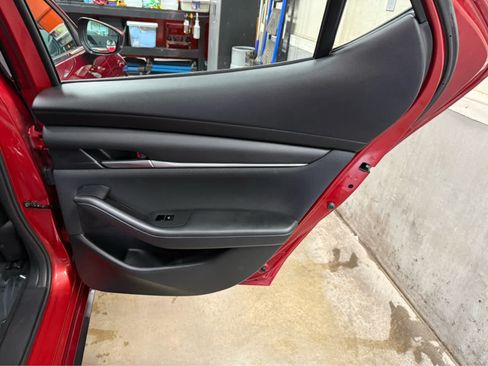 Used 2025 MAZDA MAZDA3 s Sport FWD image 26