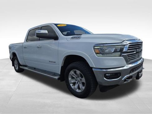 Used 2021 RAM 1500 Laramie AWD/4WD image 1