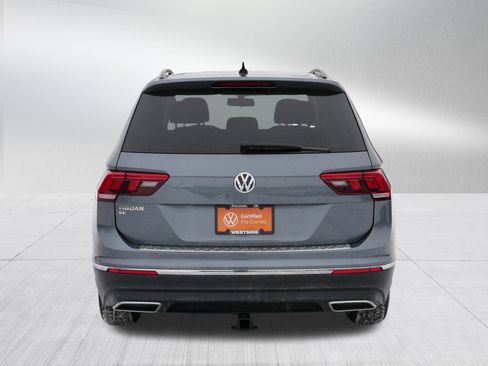 Certified 2021 Volkswagen Tiguan SE w/ Panoramic Sunroof Package image 6
