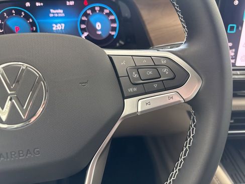 New 2026 Volkswagen Atlas SE image 17