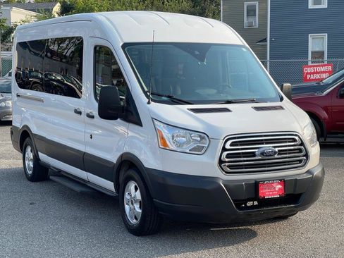 Used 2018 Ford Transit 350 XLT RWD image 3