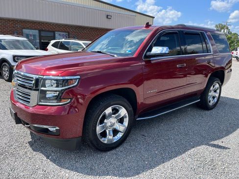 Used 2019 Chevrolet Tahoe Premier RWD image 2