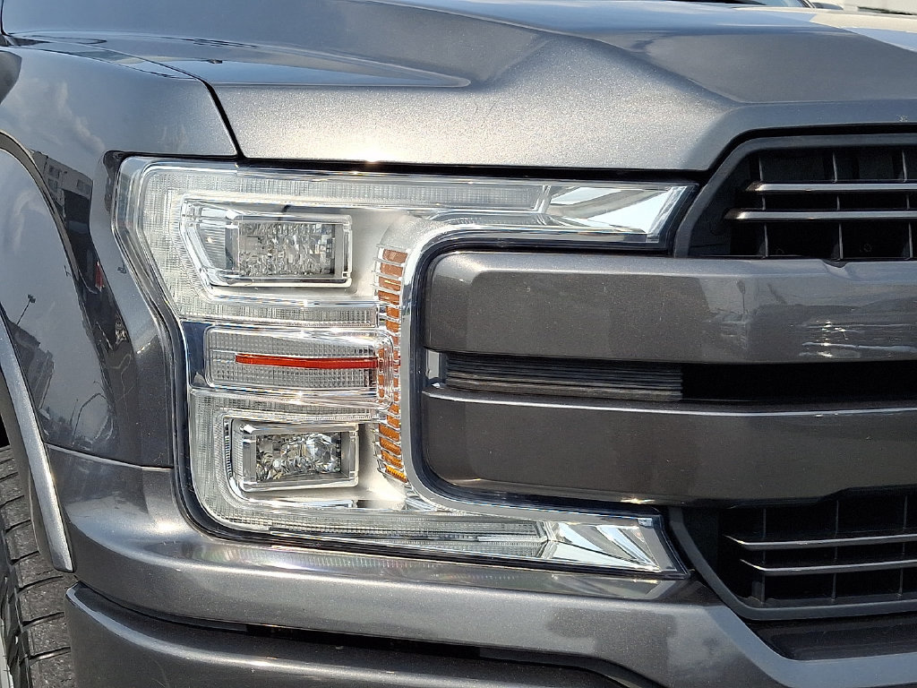 Used 2019 Ford F150 Lariat w/ Equipment Group 502A Luxury AWD/4WD image 9