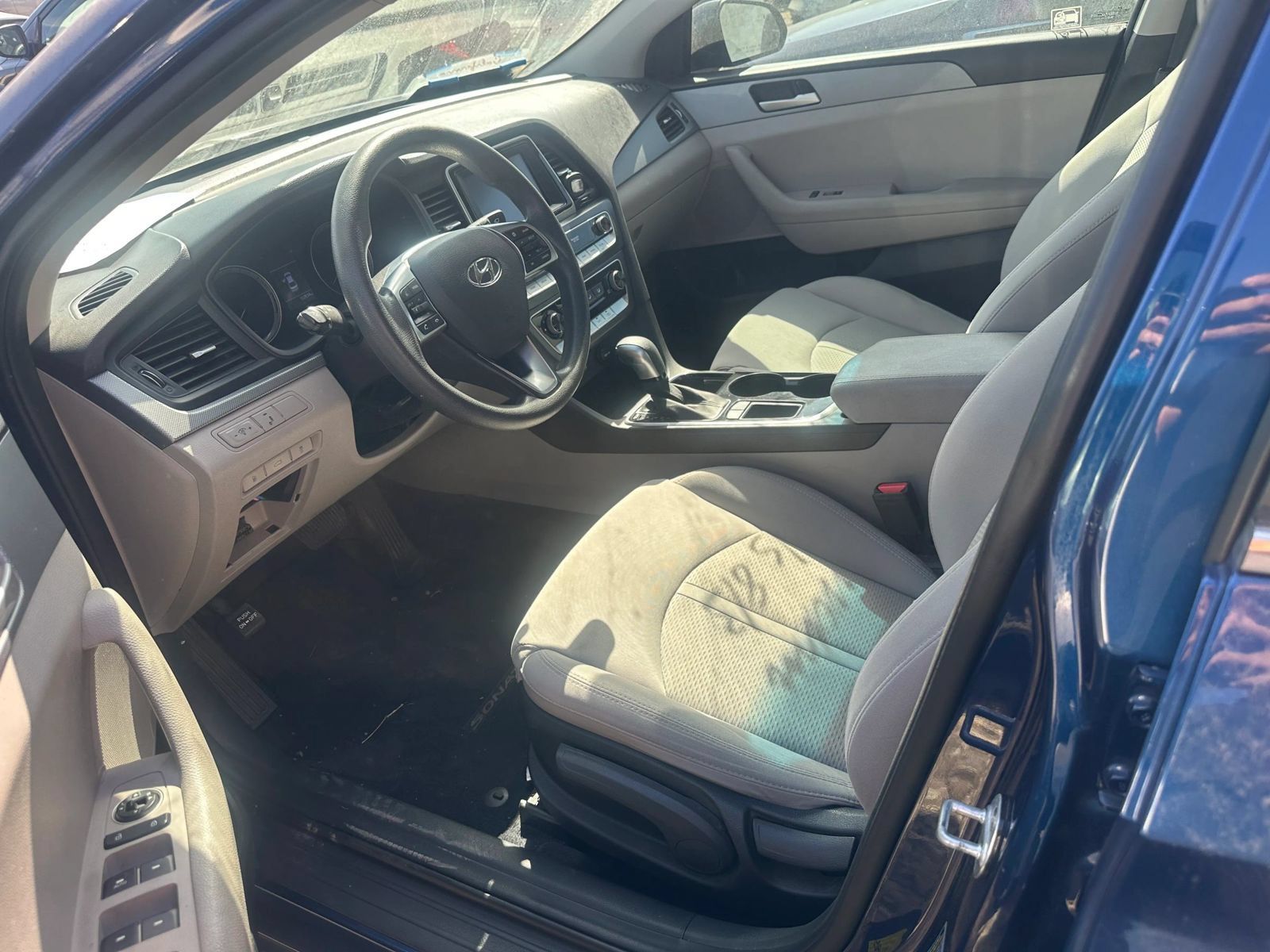 Used 2018 Hyundai Sonata SE w/ Cargo Package FWD image 8