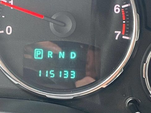 Used 2012 Jeep Liberty Sport AWD/4WD image 10