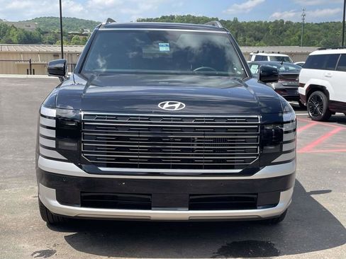 New 2026 Hyundai Palisade Calligraphy FWD image 8