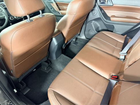 Used 2018 Subaru Forester 2.5i Touring w/ Popular Package #2 AWD/4WD image 15