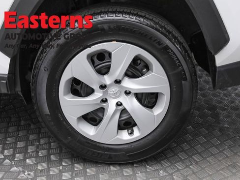 Used 2024 Toyota RAV4 LE image 8