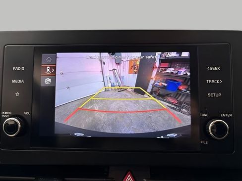 Used 2024 Kia Sportage LX image 19