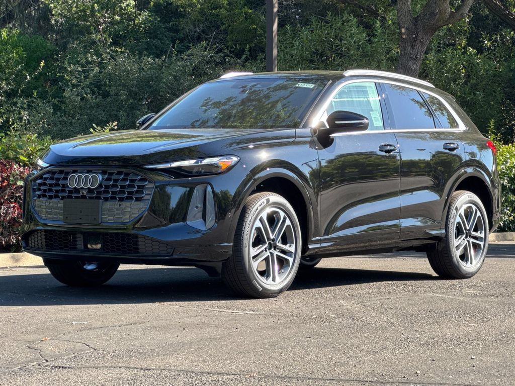New 2026 Audi Q5 Premium AWD/4WD image 9