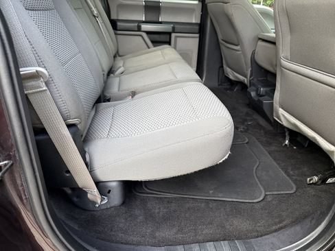 Used 2018 Ford F150 XLT AWD/4WD image 15
