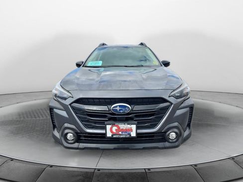 Used 2025 Subaru Outback Onyx Edition AWD/4WD image 8