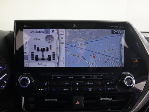 Used 2022 Toyota Highlander Platinum image 54