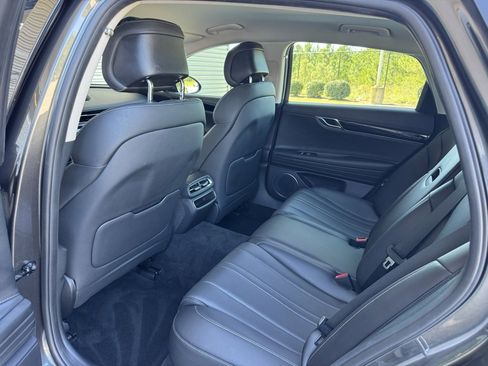 Used 2022 Genesis G80 2.5T image 27