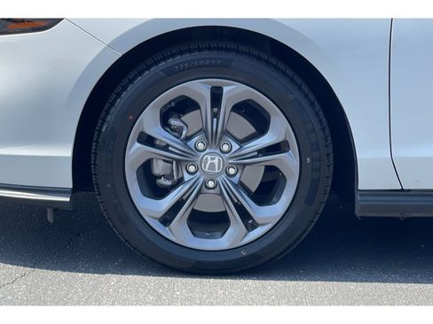 Certified 2023 Honda Accord EX image 39