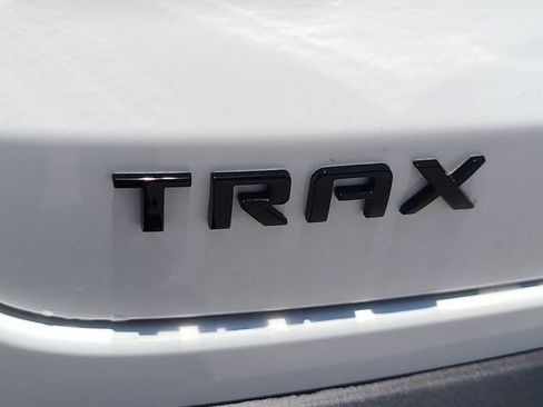 New 2026 Chevrolet Trax LT w/ Midnight Edition FWD image 10